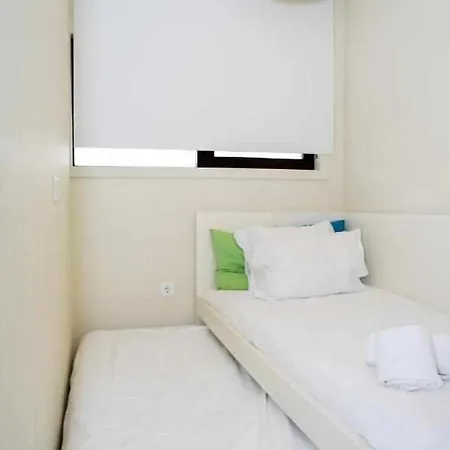 Apartament Povoa *