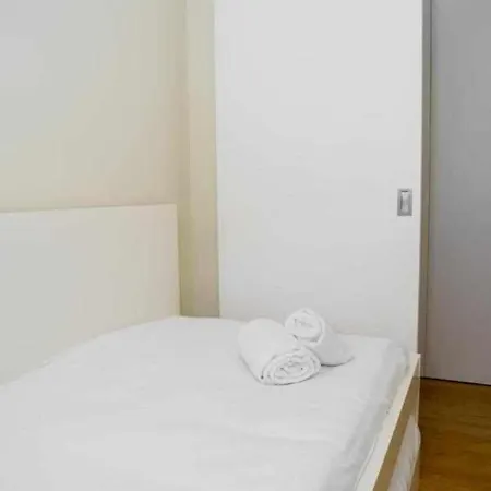 Apartament Povoa *